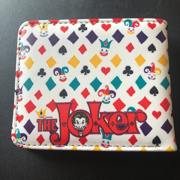 Pretty Harley Quinn wallet!! NWOT - Picture 2 of 4